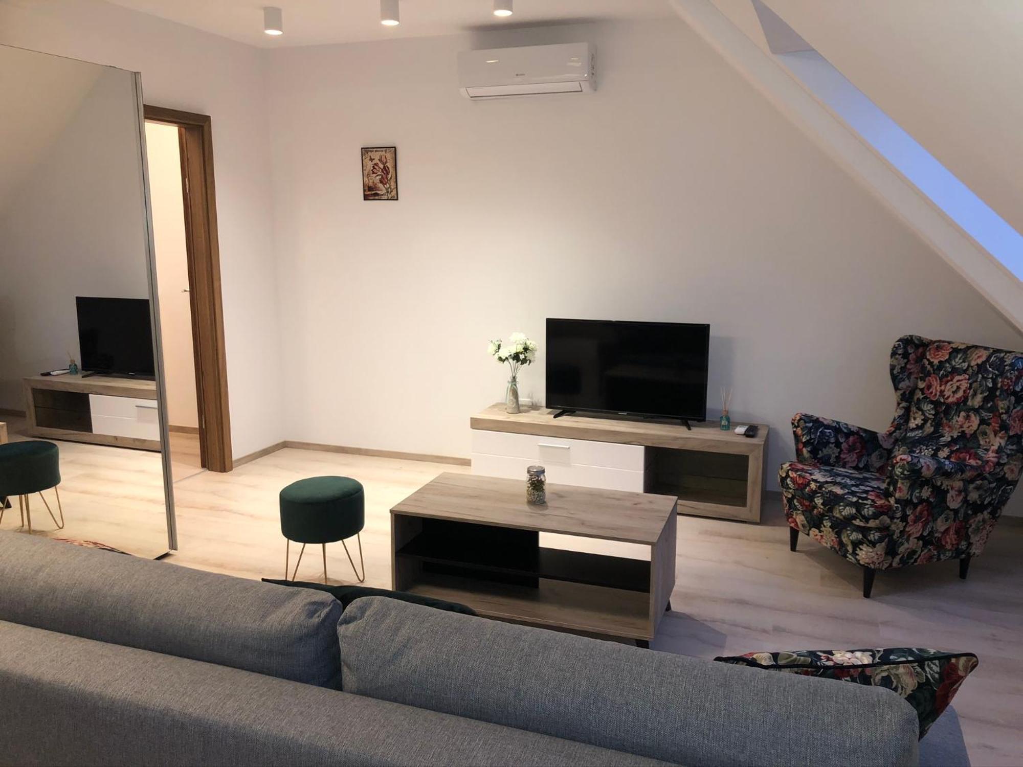 Diamond Apartment
