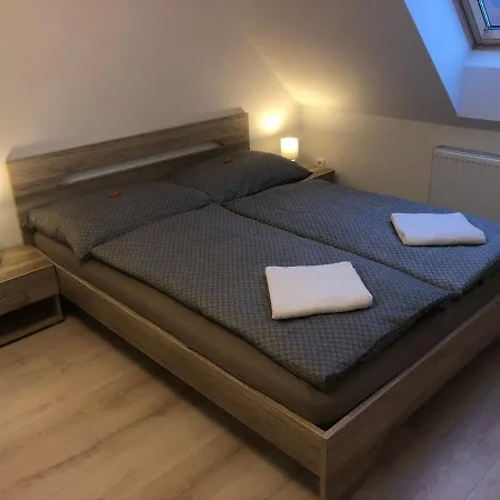 Diamond Apartman Debrecen Exterior photo